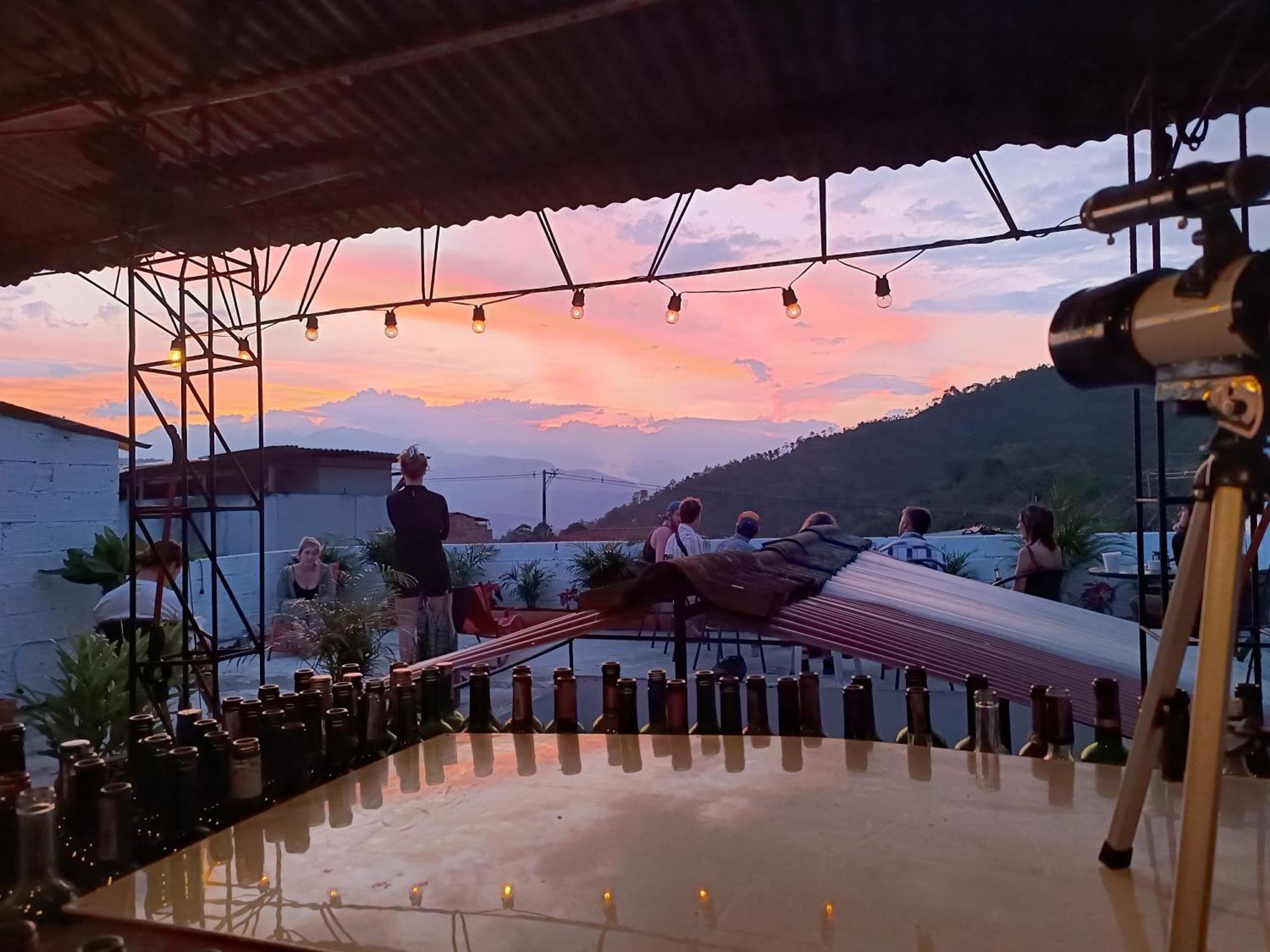 Magic Jardin Hostel - Patio, Balcony & Rooftop Dış mekan fotoğraf