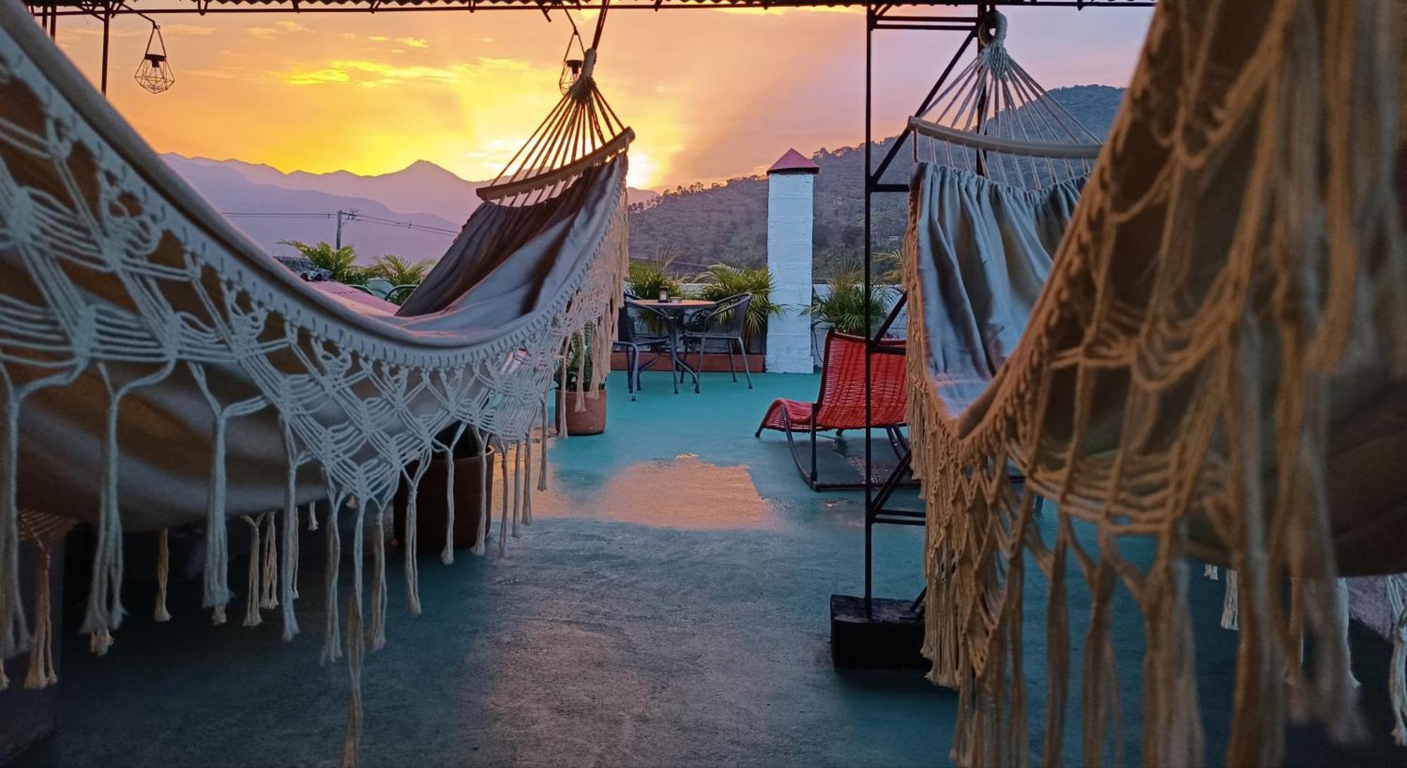 Magic Jardin Hostel - Patio, Balcony & Rooftop Dış mekan fotoğraf